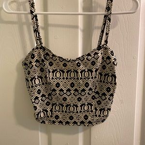 Black and beige crop top